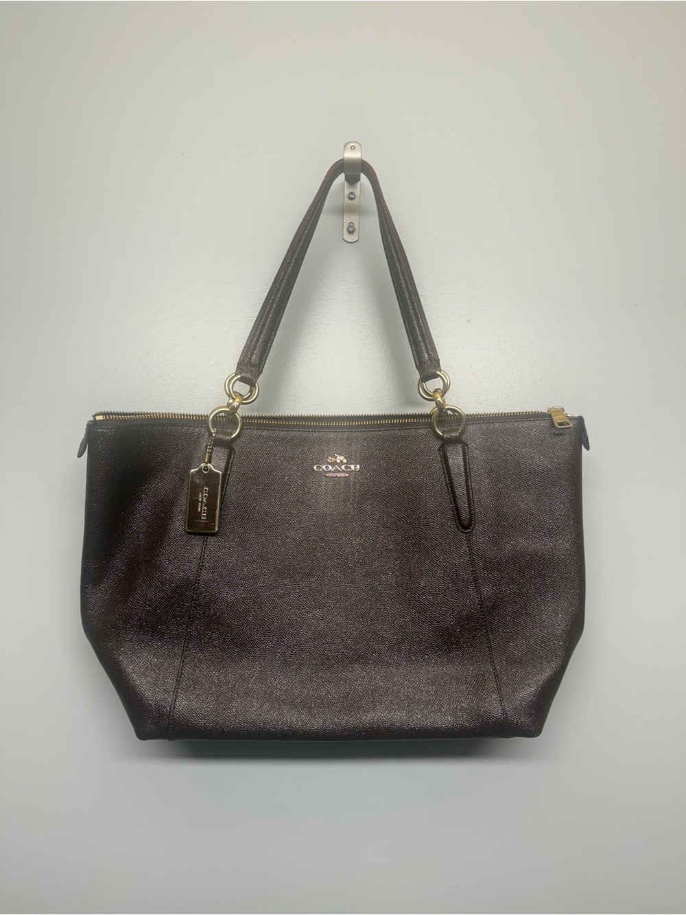Coach Metallic Burgundy Dark Brown Leather Zip Tote Bag Purse Gold Hardware